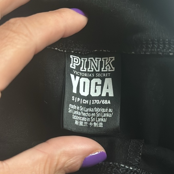 PINK Victoria's Secret high waisted black/white leopard leggings size SMALL - Picture 4 of 6